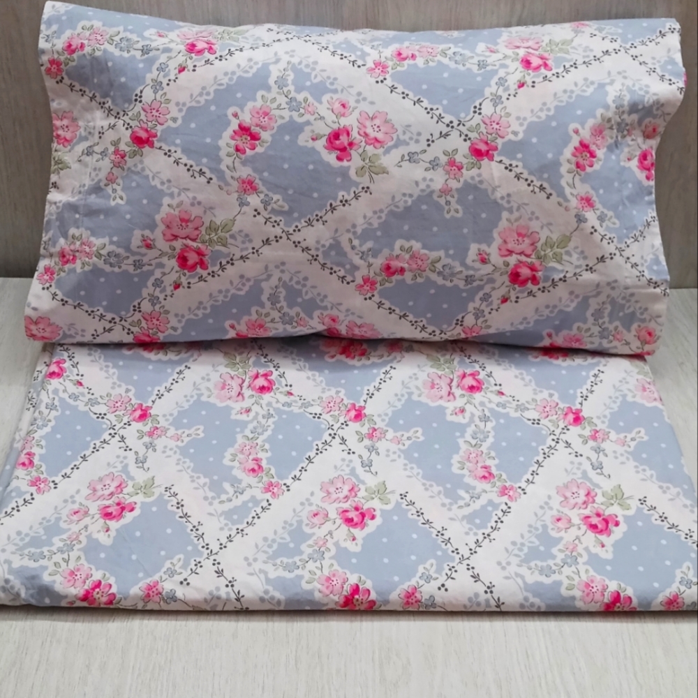 Pottery barn queen/full Duvet Cover set